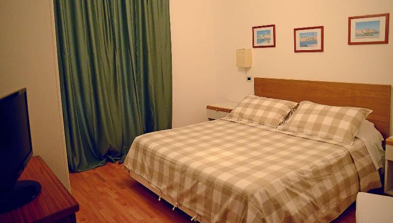 Hotel Kinda Castiglione della Pescaia Luaran gambar