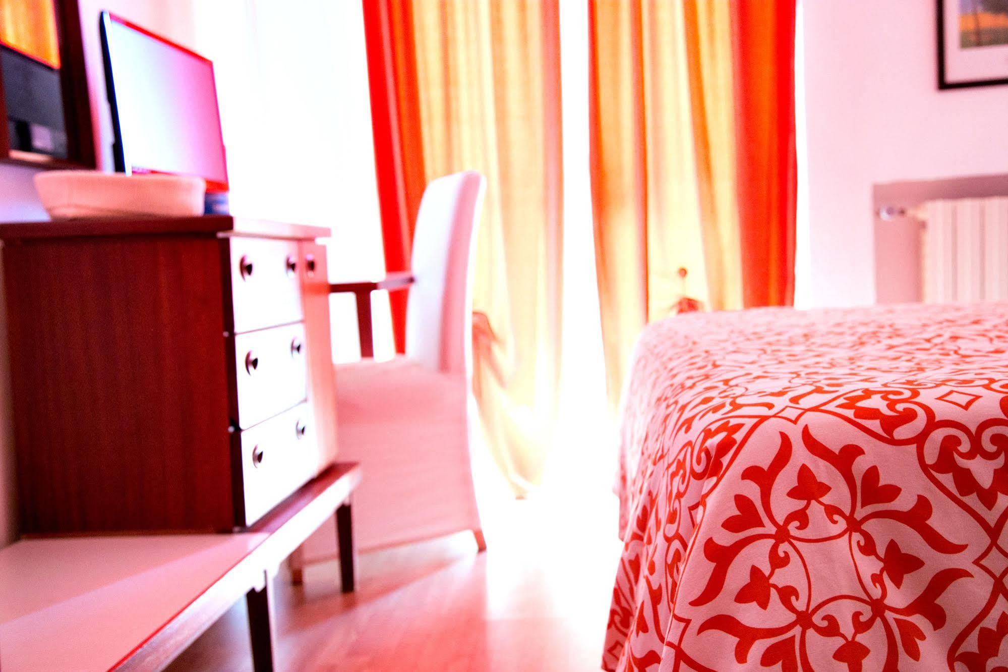 Hotel Kinda Castiglione della Pescaia Luaran gambar